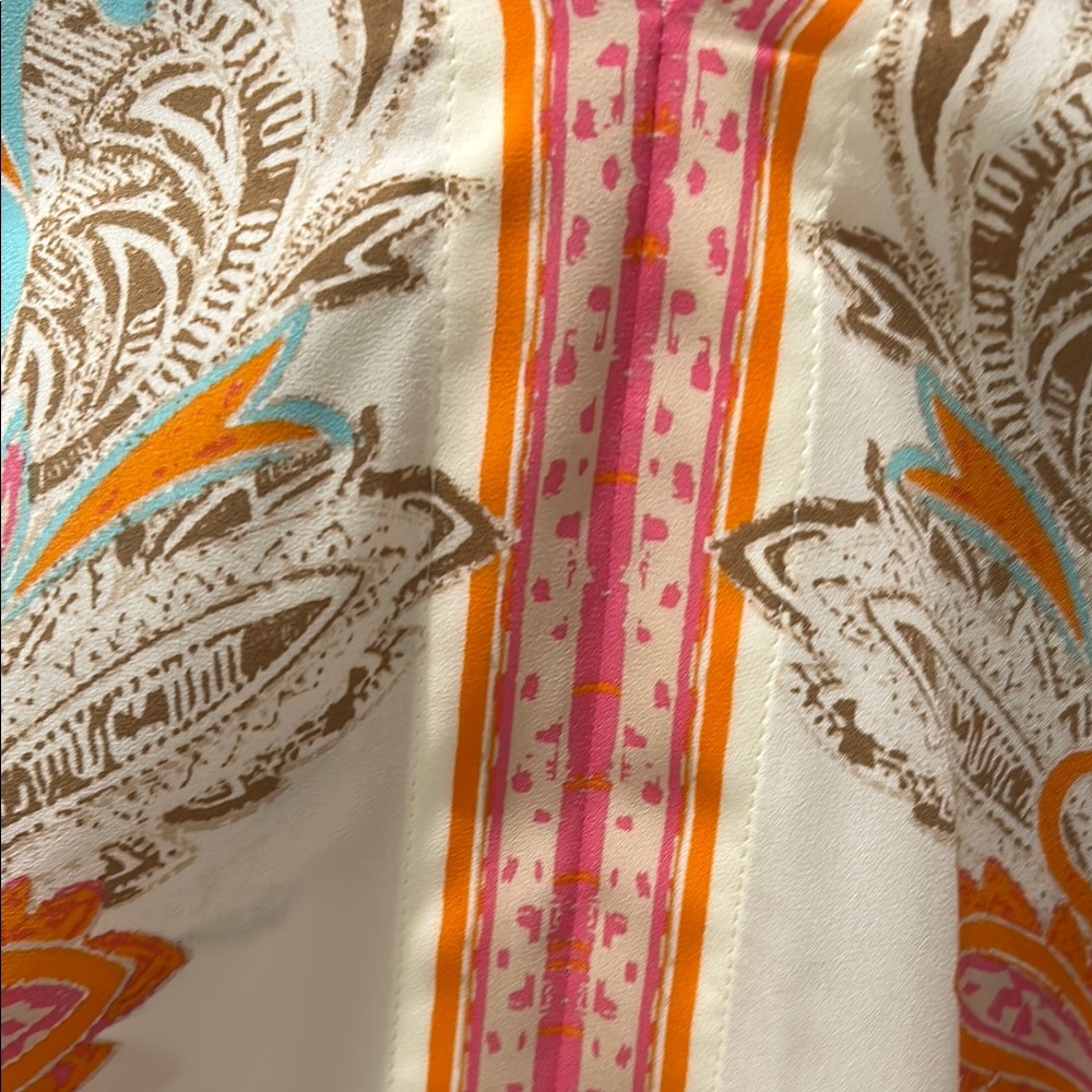 ROSE AND OLIVE Elegant paisley and flower printed Bell Sleeves blouse - Picture 11 of 11